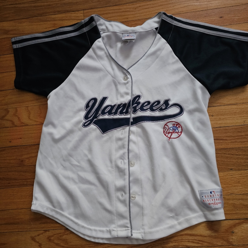 Kids Yankees Baseball Jersey - White and Black